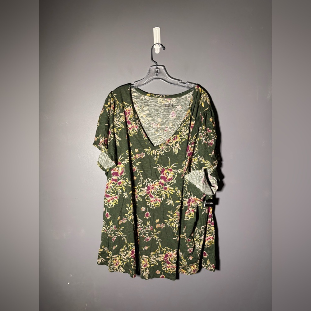 Torrid Girlfriend Heritage Slub V-Neck Flutter Sleeve Tee Size 6X - Picture 3 of 7